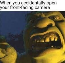 Front Camera Meme 的图像结果