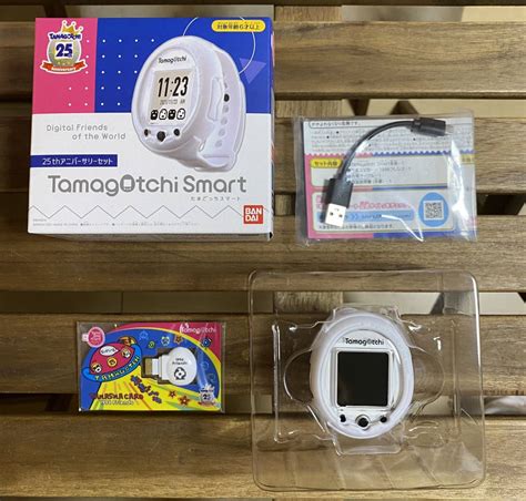 Yahoo!オークション - たまごっちスマート Tamagotchi Smart 25th アニ...