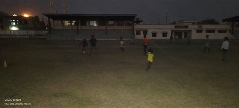 श्रीमंत विजयाराजे सिंधिया खेल स्टेडियम की लाइट कटी, अंधेरे में ...