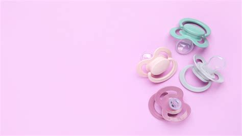 What are the best pacifiers for newborns?
