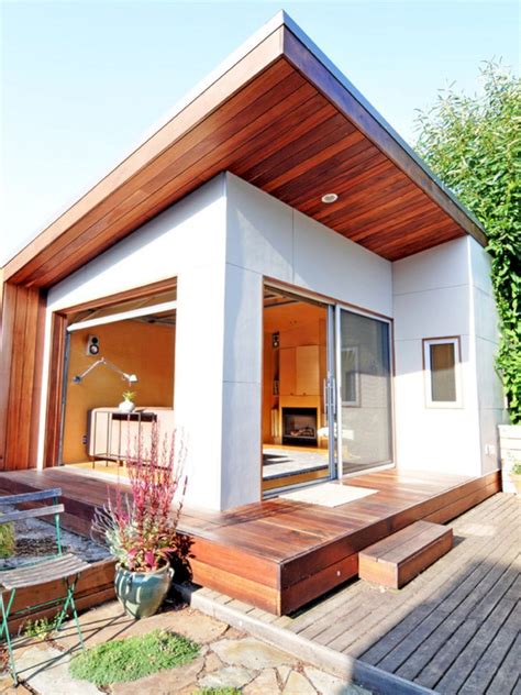 Contemporary Tiny Homes: Embrace Modern Living in Compact Spaces