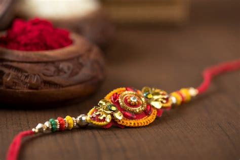 Make a Rakhi for Your Brother this Raksha Bandhan: 9 Simple Handmade ...
