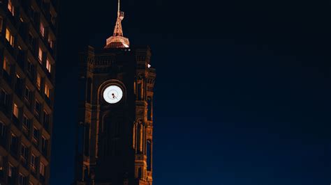 Download wallpaper 2048x1152 tower, clock, buildings, night, berlin ...