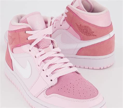 low top air jordan 1 pink
