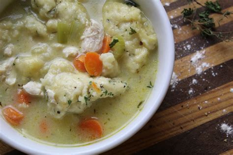 Simple Flourless Chocolate Cake