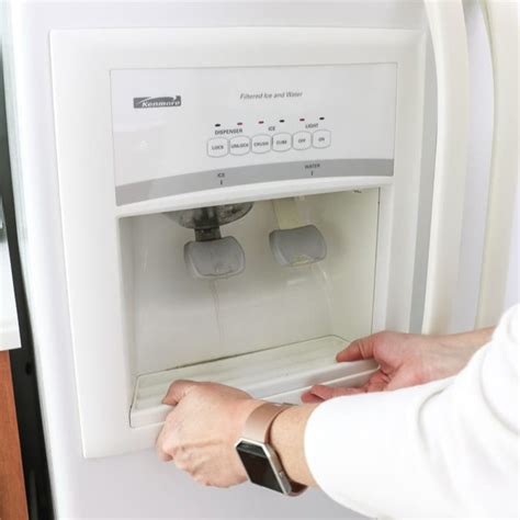 What To Do If Water Dispenser Is Leaking | Storables