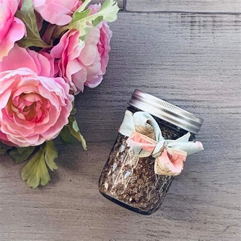 Sugar Scrubs using Liquid Coconut Oil – centaur packaging