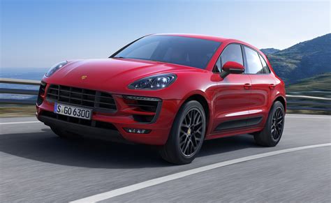 Porsche Macan GTS revealed, coincides with MY17 updates | PerformanceDrive
