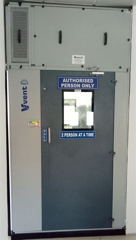 Air Shower Unit Manufacturer in Ahmedabad