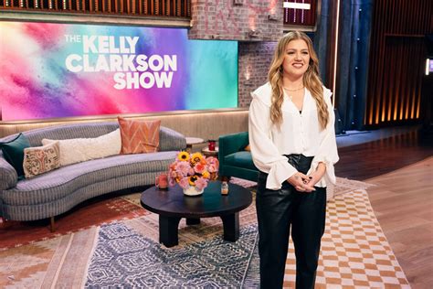 Kelly Clarkson New York City at Noah Stretch blog