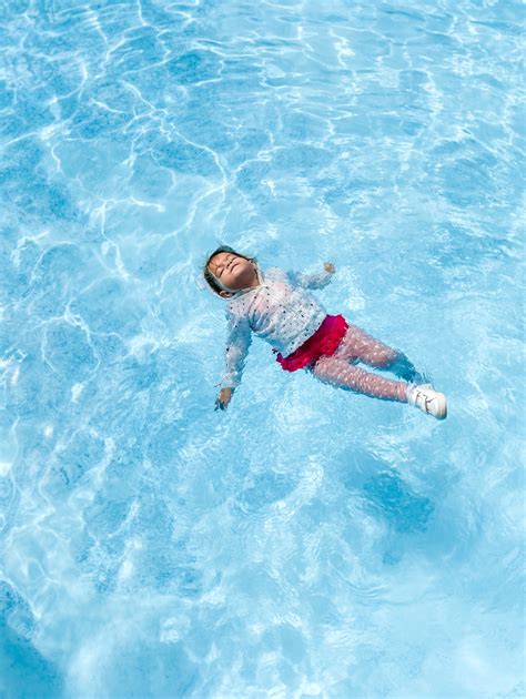 Ryan Swimming Pool 的图像结果