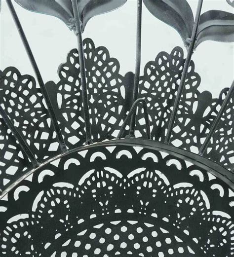 Wall Art: Green Iron Abstract Wall Decor With LED – GKW Retail