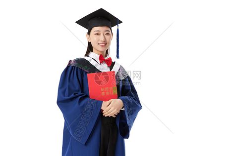 手拿毕业证书的女硕士研究生高清图片下载-正版图片501717391-摄图网