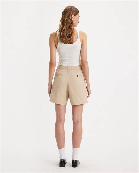 Pleated Women's Trouser Shorts - Tan | Levi's® US