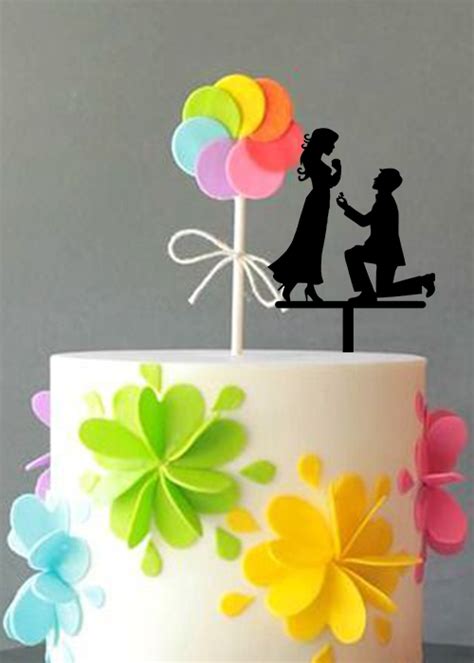 Couple cake topper