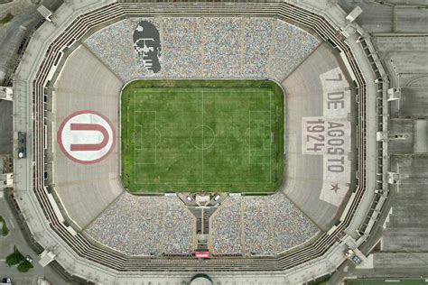 Universitario respondió a posible cierre del estadio Monumental ...