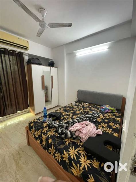 Room Available for Rent in 3 BHK falt - fully furnished - Ready to mov ...