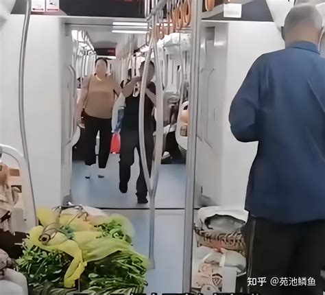 重庆背篓专线出圈，这才是地铁该有的样子，怎能不爱呢 - 知乎