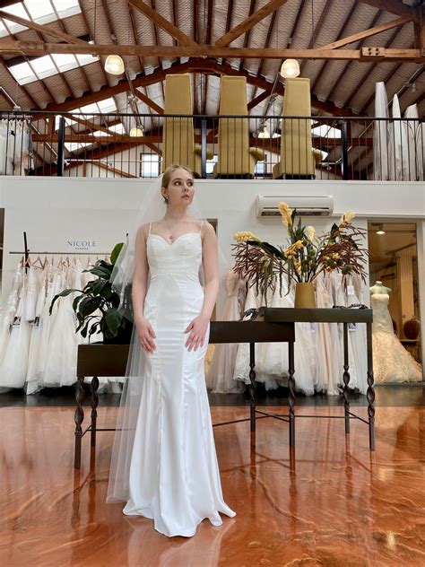 23614/22 - Stunning Simplistic Wedding Gown with Slight Luster | Modes NZ