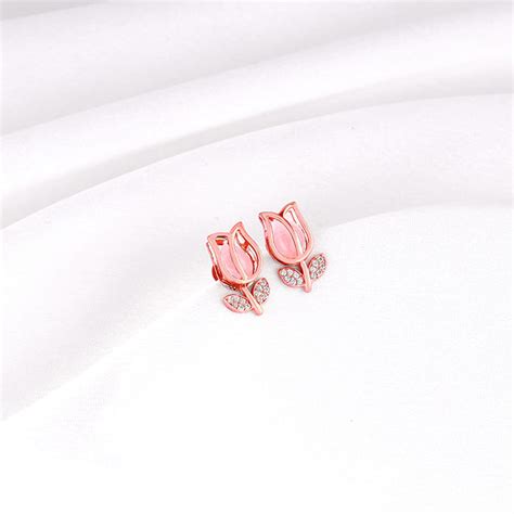 Rose Gold Pink Quartz Flower Earrings – GIVA Jewellery