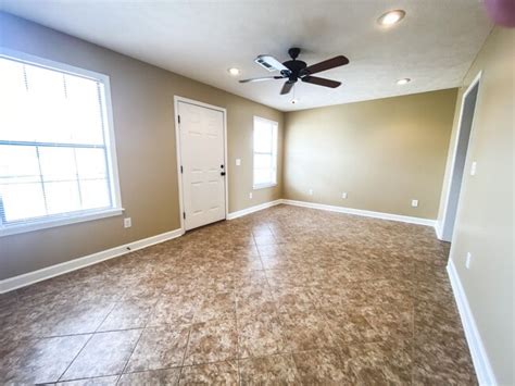 Greentree Apartments - 110 Lynn Ln, Starkville, MS | Homes.com