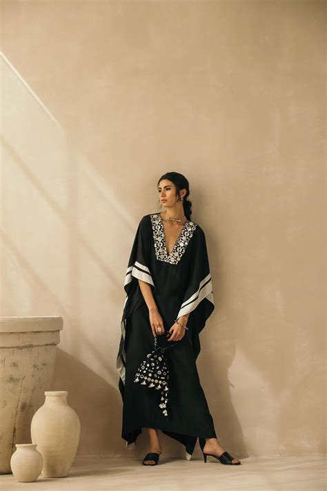 Midnight Black Mirror Kaftan – Sureena Chowdhri