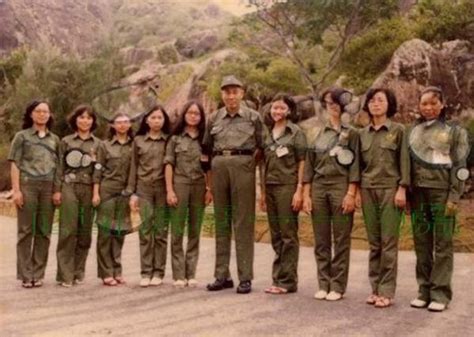 五六十年代驻守金门的台湾女兵｜老照片_手机凤凰网