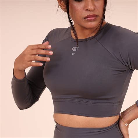 Women’s Sculpted Flex Activewear Full Sleeve Crop Top – Dark Grey ...
