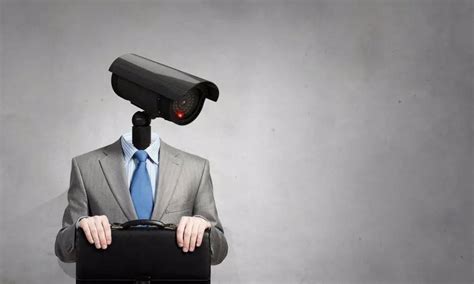 企业法讯丨监控员工上班引热议，企业如何在个人隐私保护与管理权博弈中找到均衡？_腾讯新闻