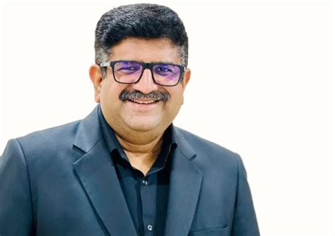 Sanjeev Mehta Quits Standard Chartered, Set To Launch Greenfield ...