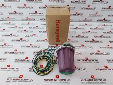 Honeywell C7012 Ultraviolet Flame Detector C7012G1019 220V 50Hz 2238 G ...