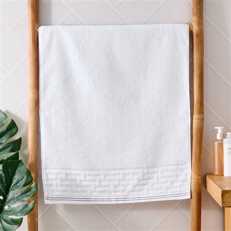 Buy Bath Towels Online @ Best Prices in India | Home Centre