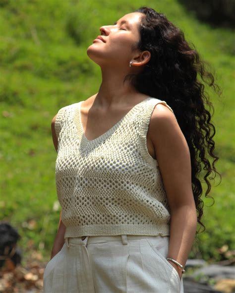 Magnolia V-neck Knitted Cotton Top – The Humane Collective