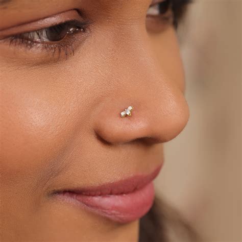 14KT Yellow Gold Diamond Nose Pin