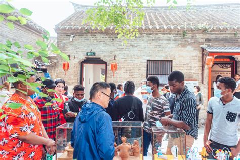 走进汉风徐州，体验传统文化 ——我院师生参加“在徐外国友人汉文化体验”系列活动
