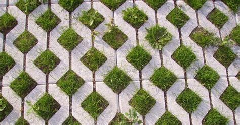 Sending water back into the ground: Porous pavements to save concrete ...