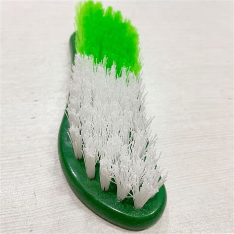 3954 Plastic Cloth Washing Brush – Amd-Deodap