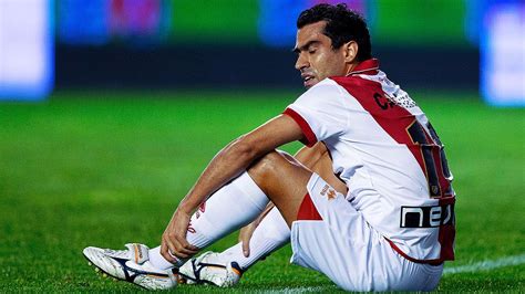 Ex-Mexico star Nery Castillo retires and opens Nery's Fishing in Greece ...