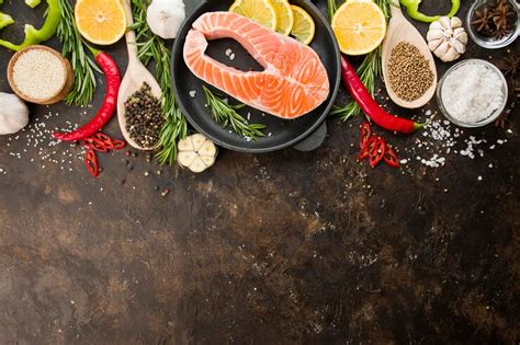 Filet de saumon aux herbes aromatiques épices Pâtes italiennes et ...