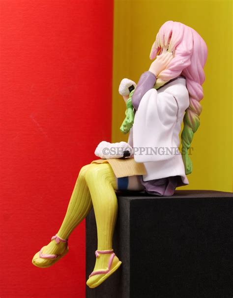 Demon Slayer Figure Mitsuri Kanroji Eating Rice Balls Anime Sitting Po