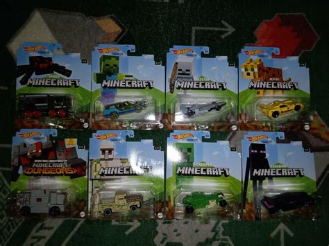 Minecraft Hot Wheels Mojang Toy Cars Full 8 of 8 collection New Un ...
