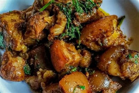 Karnivore Kitchen's Meaty, Karnataka-Style Palav And Ghee Roast Have Us ...