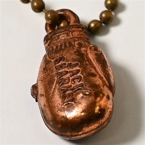 Vintage Boxing Glove Charm #2 | Button Works Store ボタンワークス
