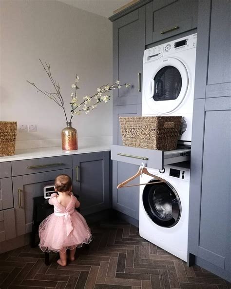 10 Best Laundry Room Paint Colors to Make Chores Fun