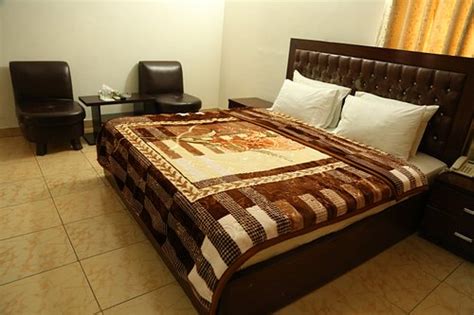 NEW GRACE INN (Karachi) - Guesthouse Reviews, Photos, Rate Comparison ...