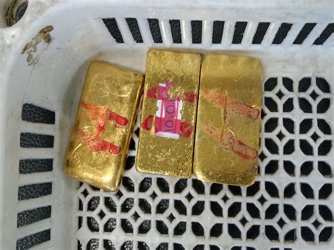 Gold worth Rs 23 lakh seized from passenger at Imphal airport
