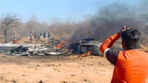 Two Air Force fighter jets, Sukhoi-30 and Miraj crash in Morena; 1 ...