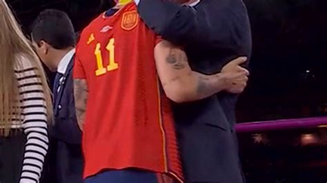 Deluded FA creep Luis Rubiales says he kissed Jenni Hermoso ‘like his ...