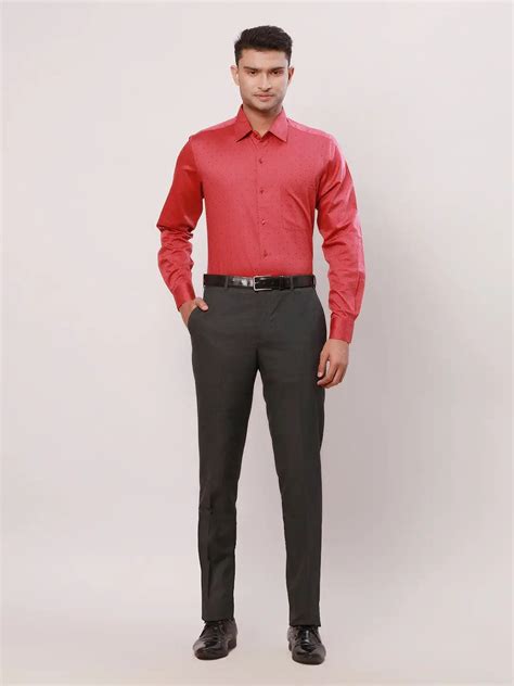 Raymond Men Red Stripe Contemporary Fit Cotton Cutaway Collar Shirt ...