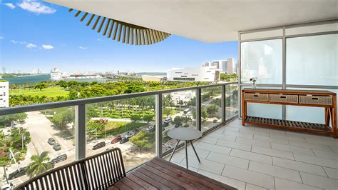 Downtown Miami Hotel Rooms | Rooms | The Grayson Miami